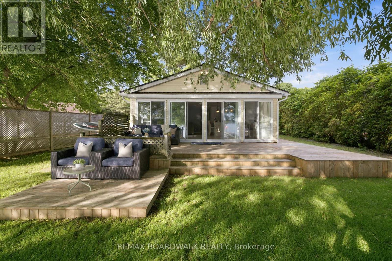 130 Bay Lane, Edwardsburgh/cardinal, Ontario  K0E 1E0 - Photo 1 - X13532470