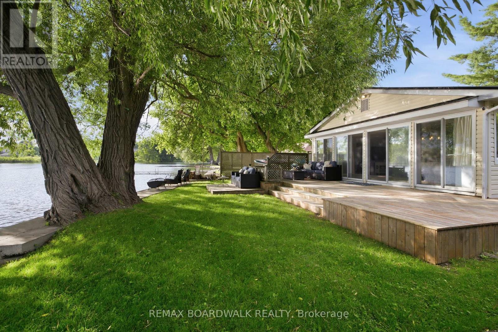 130 Bay Lane, Edwardsburgh/cardinal, Ontario  K0E 1E0 - Photo 2 - X13532470