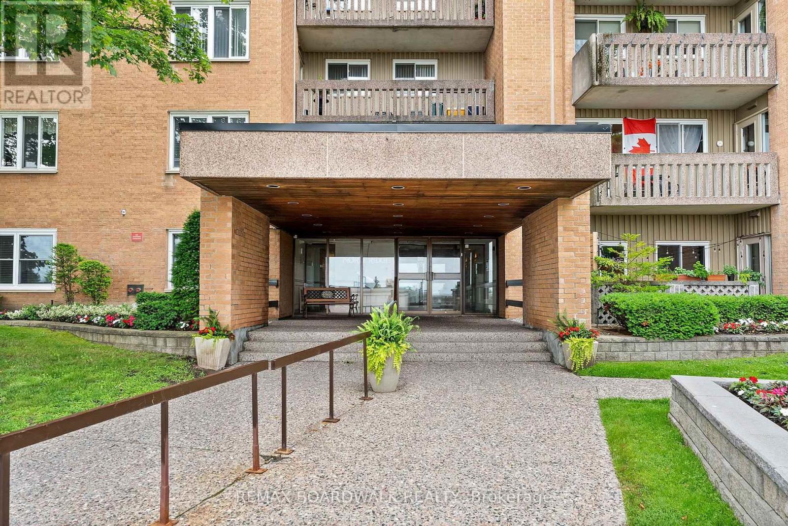 503 - 1599 Lassiter Terrace, Ottawa, Ontario  K1J 8R6 - Photo 3 - X13532768