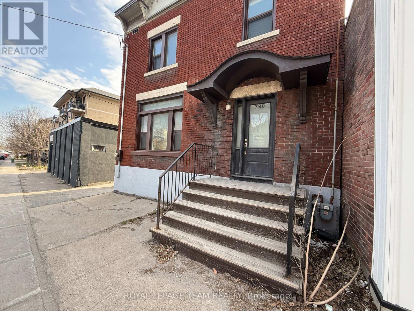 790 Bronson Avenue, Ottawa, Ontario  K1S 4G4 - Photo 2 - X13532886