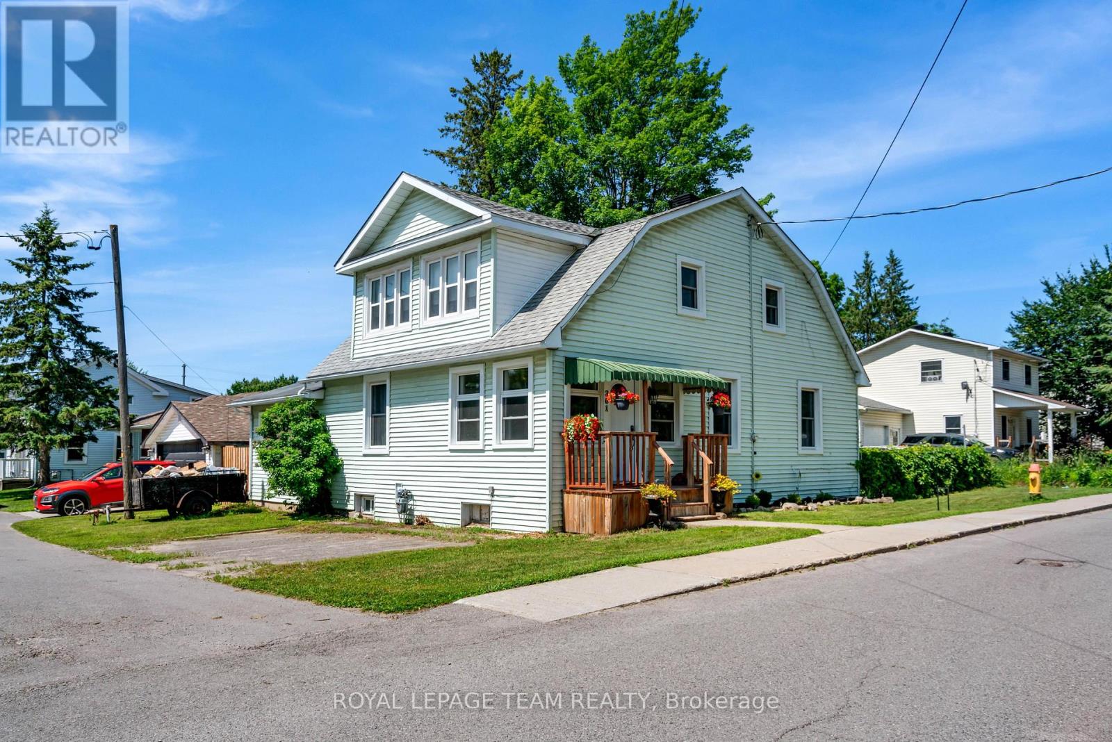 301 Oxford Street E, North Grenville, Ontario  K0G 1J0 - Photo 1 - X13532896