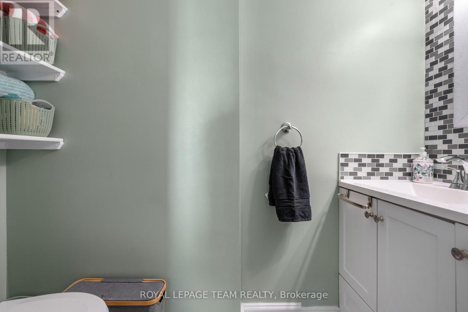 301 Oxford Street E, North Grenville, Ontario  K0G 1J0 - Photo 18 - X13532896
