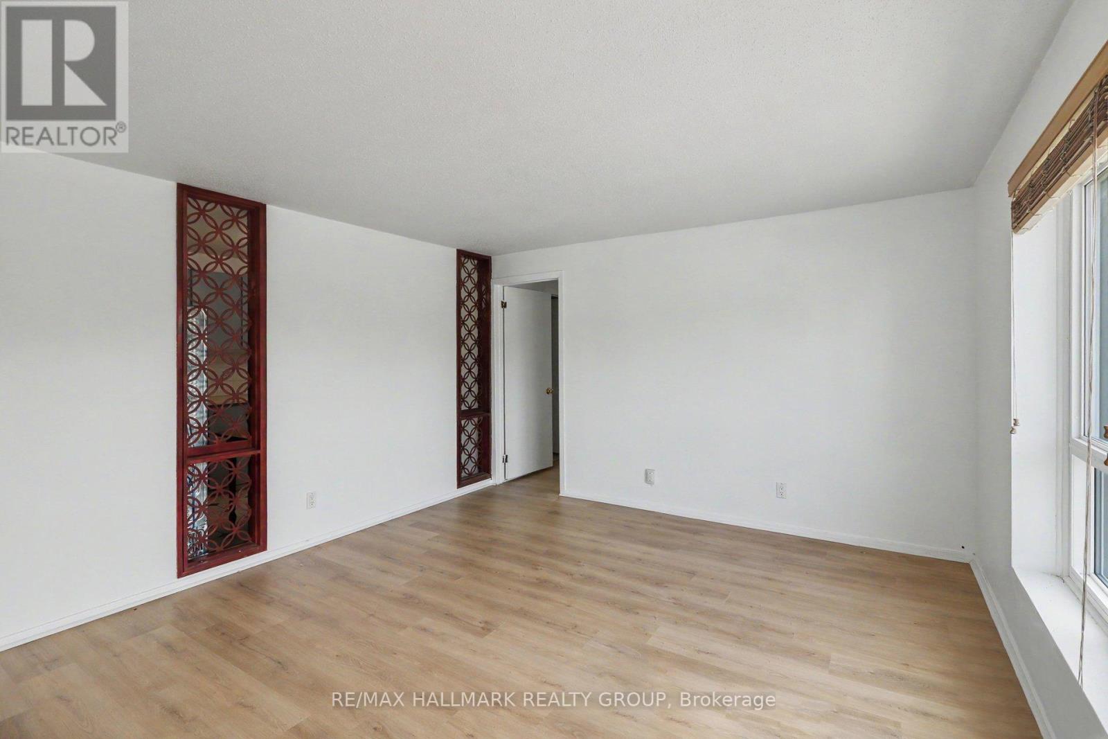 8 - 900 Elmsmere Road, Ottawa, Ontario  K1J 7T6 - Photo 4 - X13533036