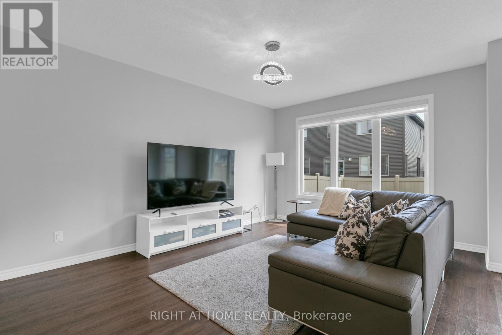104 Unity Place, Ottawa, Ontario  K2S 2Y8 - Photo 6 - X13533050