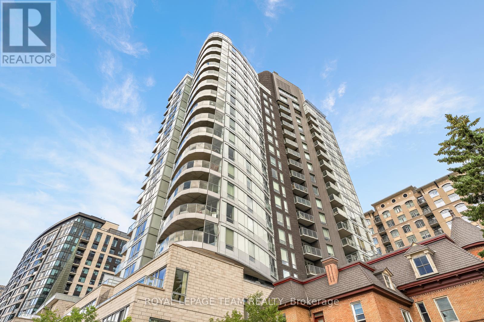 903 - 428 Sparks Street, Ottawa, Ontario  K1R 0X3 - Photo 1 - X13533868