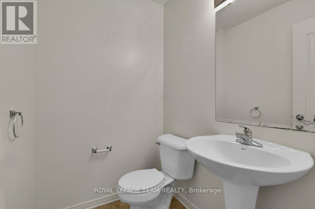 147 Sorento Street, Ottawa, Ontario  K2J 0B2 - Photo 4 - X13529990