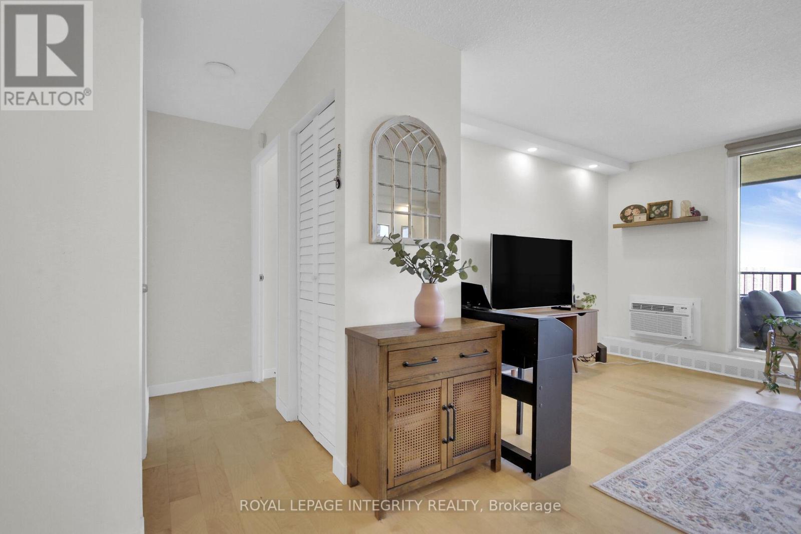 2701 - 1785 Frobisher Lane, Ottawa, Ontario  K1G 3T7 - Photo 16 - X13534056