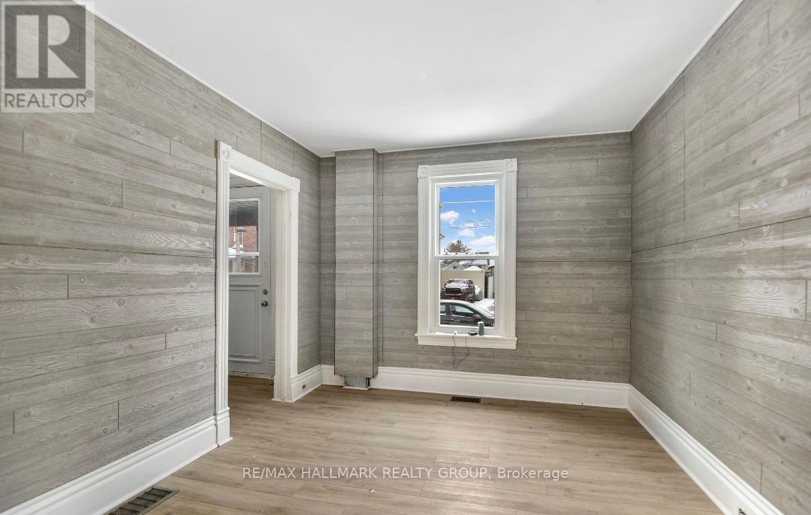 47 Daniel Street S, Brockville, Ontario  K6V 4Z6 - Photo 3 - X13534520