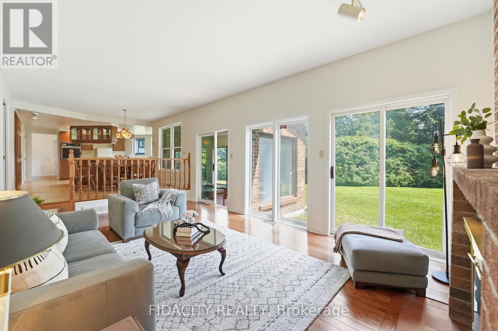 25 Pine Bluff Trail, Ottawa, Ontario  K2S 1E1 - Photo 21 - X13535122