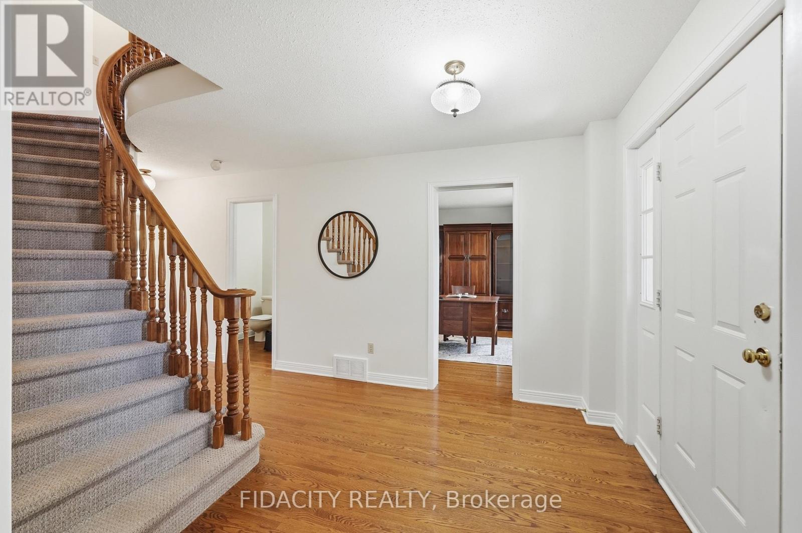 25 Pine Bluff Trail, Ottawa, Ontario  K2S 1E1 - Photo 4 - X13535122