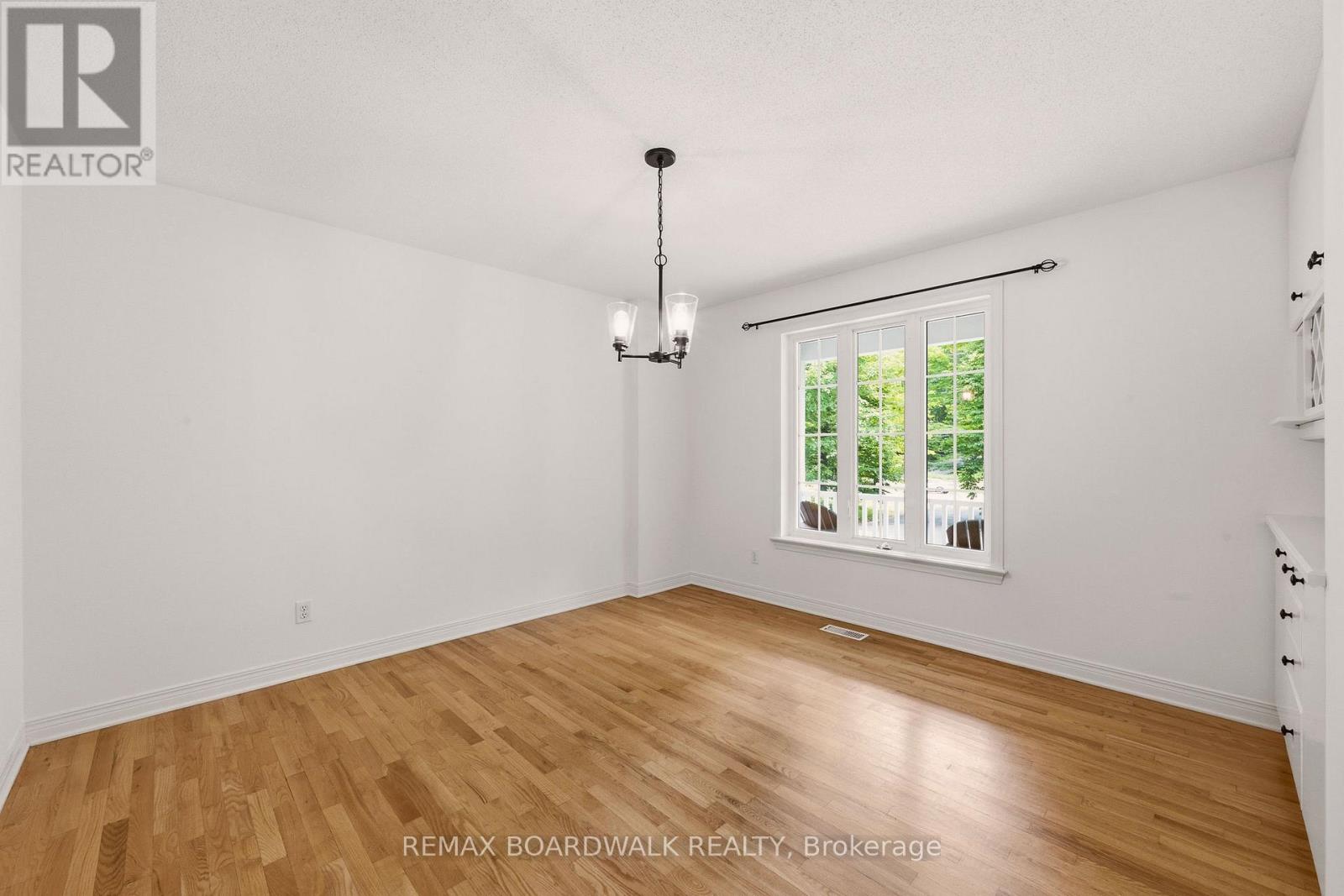289 Timberwood Drive, Beckwith, Ontario  K7C 3P2 - Photo 5 - X13535292