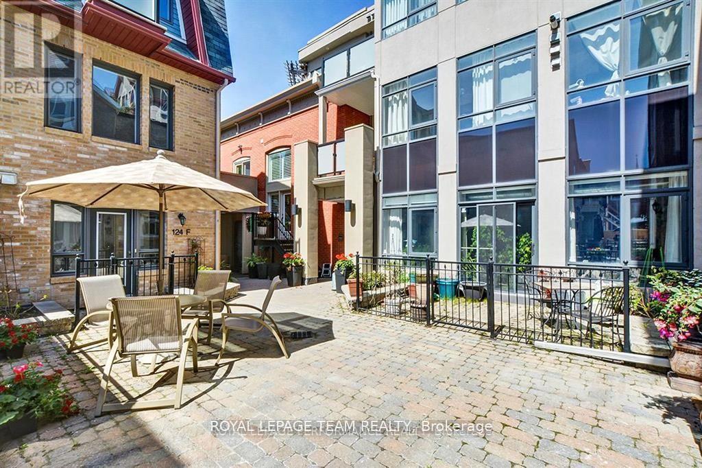 B204 - 124 Guigues Avenue, Ottawa, Ontario  K1N 5H7 - Photo 2 - X13535294