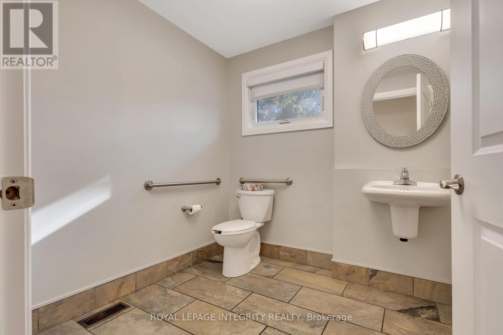 1443 Woodroffe Avenue, Ottawa, Ontario  K2G 1W1 - Photo 20 - X13535374