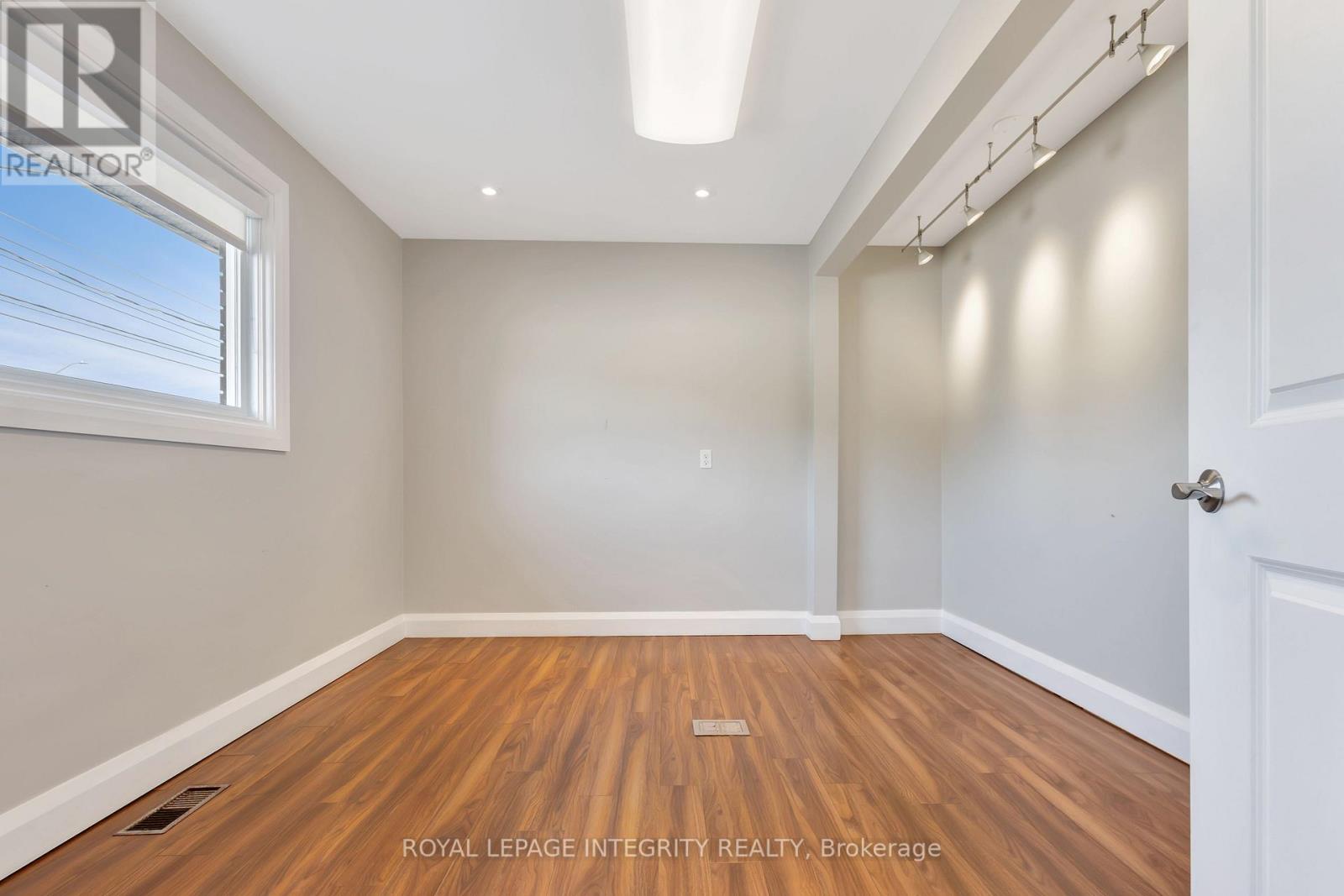 1443 Woodroffe Avenue, Ottawa, Ontario  K2G 1W1 - Photo 25 - X13535374