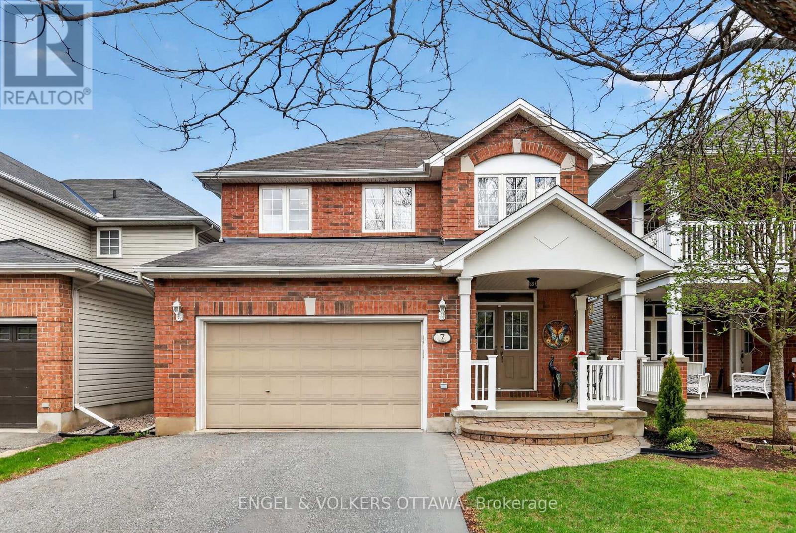 7 Drysdale Street, Ottawa, Ontario  K2K 3L3 - Photo 1 - X13535850