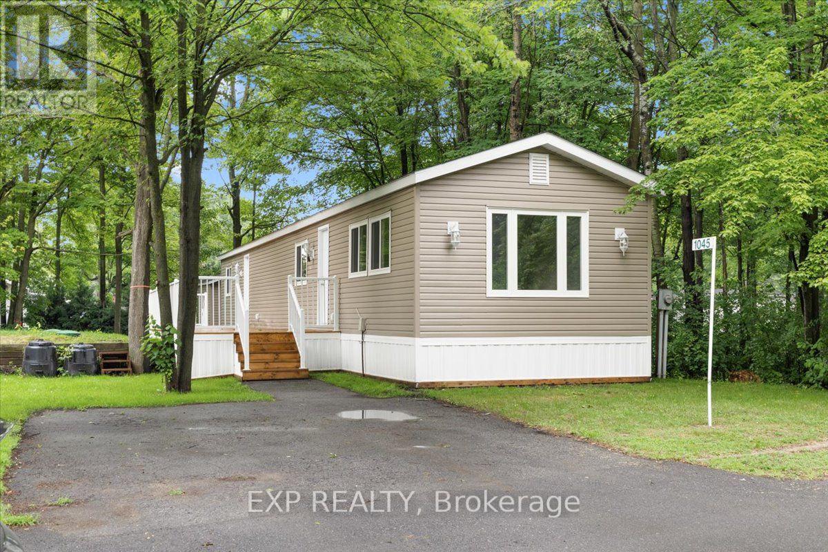 1045 Vista Barrett Private, Ottawa, Ontario  K4P 1C8 - Photo 2 - X13535890