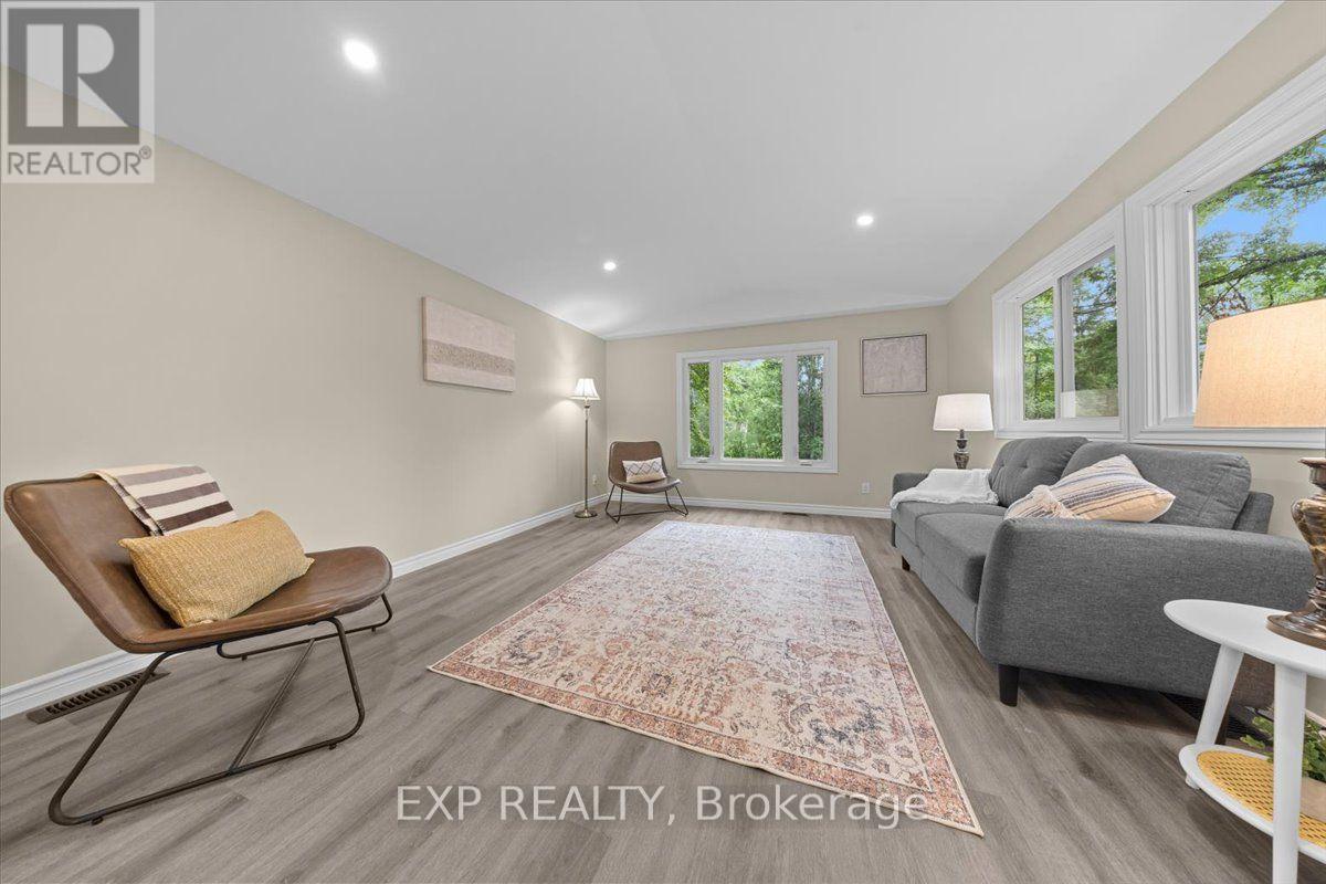 1045 Vista Barrett Private, Ottawa, Ontario  K4P 1C8 - Photo 6 - X13535890