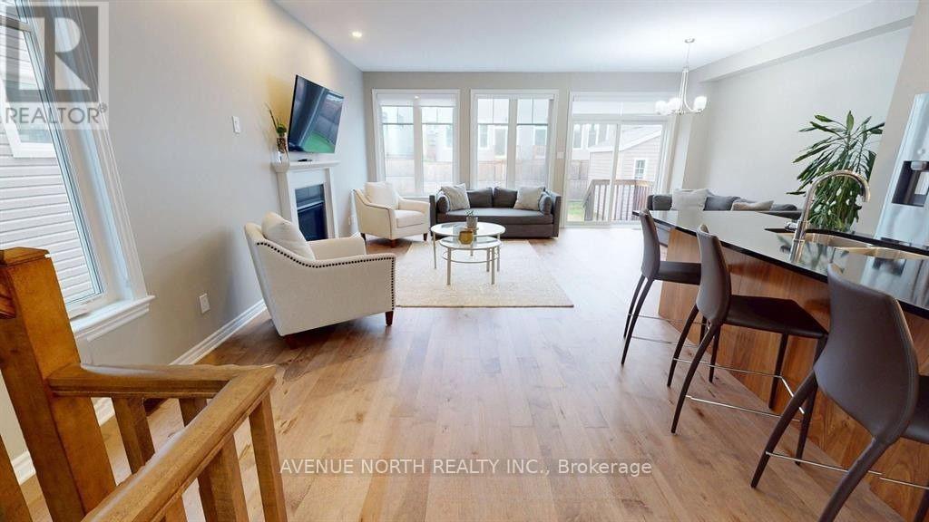 881 Antonio Farley Street, Ottawa, Ontario  K4A 5K1 - Photo 5 - X13536050