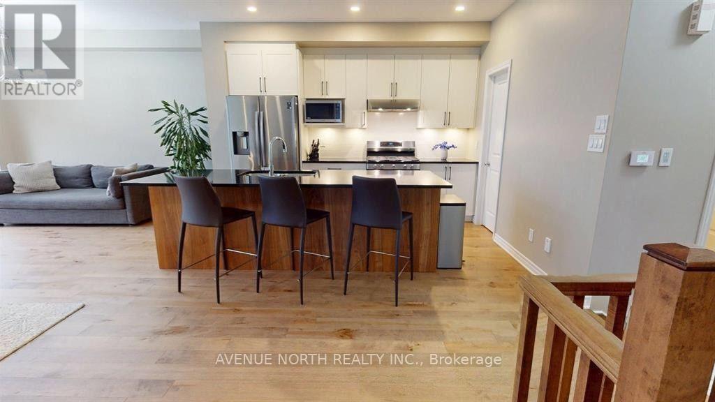 881 Antonio Farley Street, Ottawa, Ontario  K4A 5K1 - Photo 8 - X13536050
