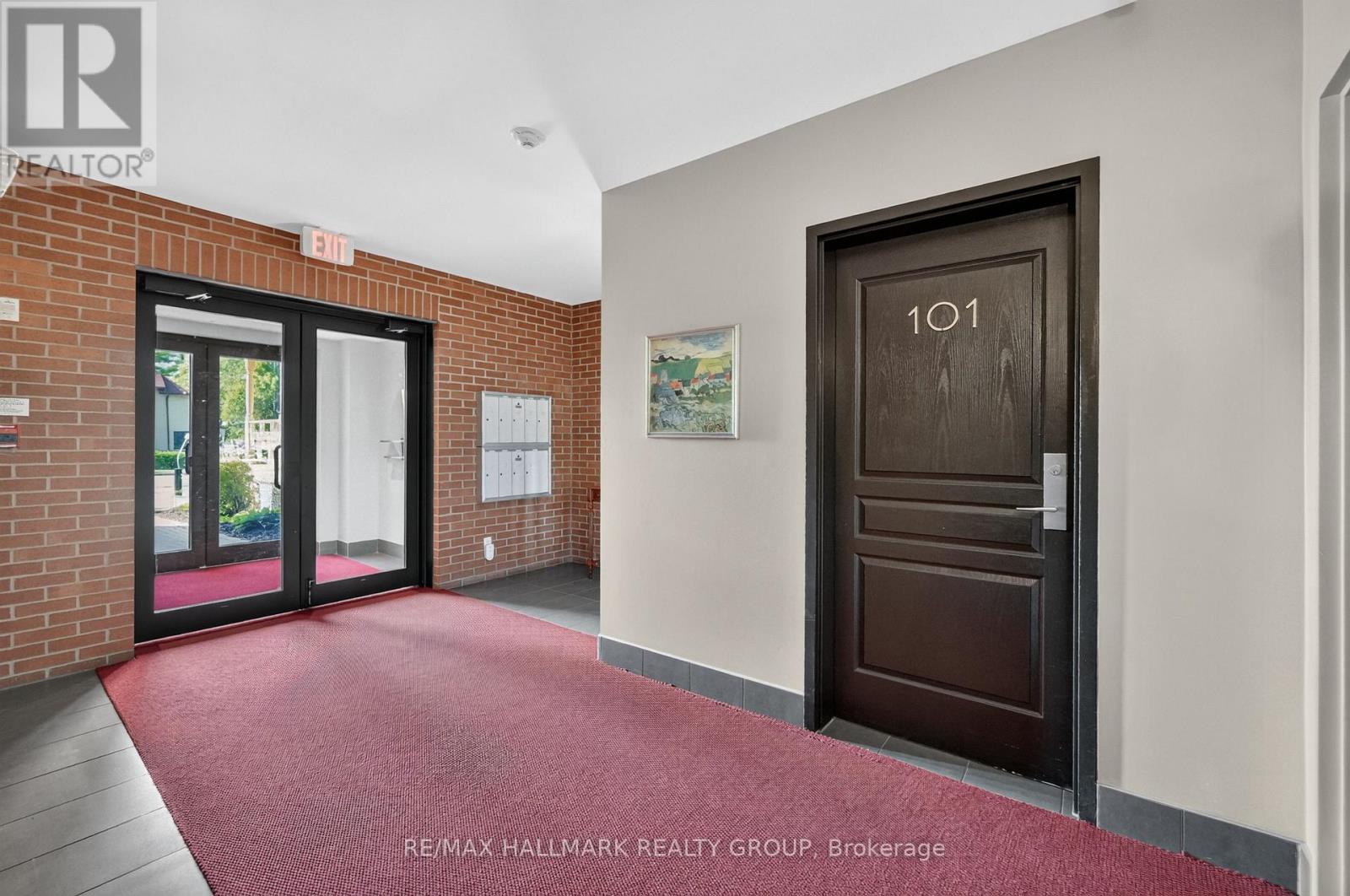 101 - 419 Laurier Avenue E, Ottawa, Ontario  K1N 6R4 - Photo 2 - X13536186