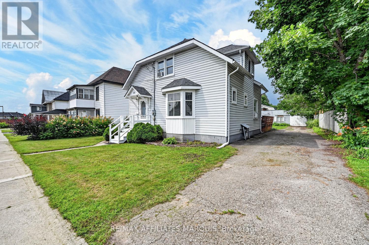 53 Smiths Falls Avenue, Smiths Falls, Ontario  K7A 3B2 - Photo 3 - X13536276