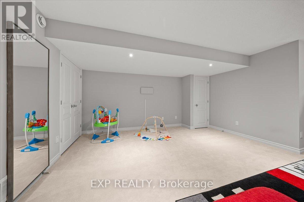 255 Shinleaf Crescent, Ottawa, Ontario  K1W 0J2 - Photo 36 - X13536282