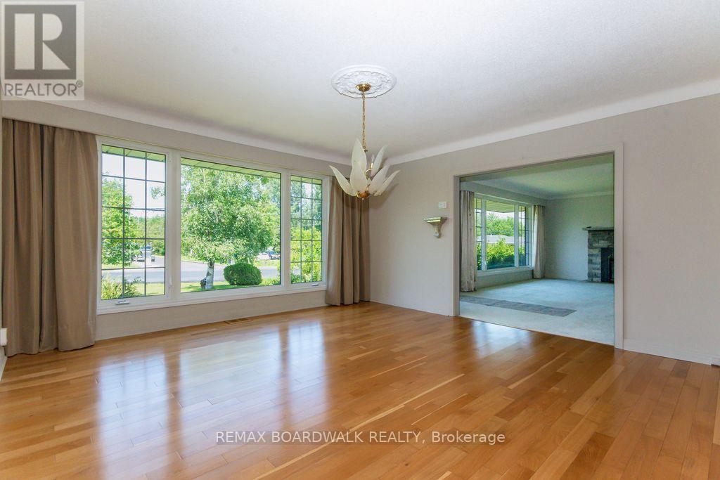 3654 Navan Road, Ottawa, Ontario  K4B 1H9 - Photo 10 - X13536364