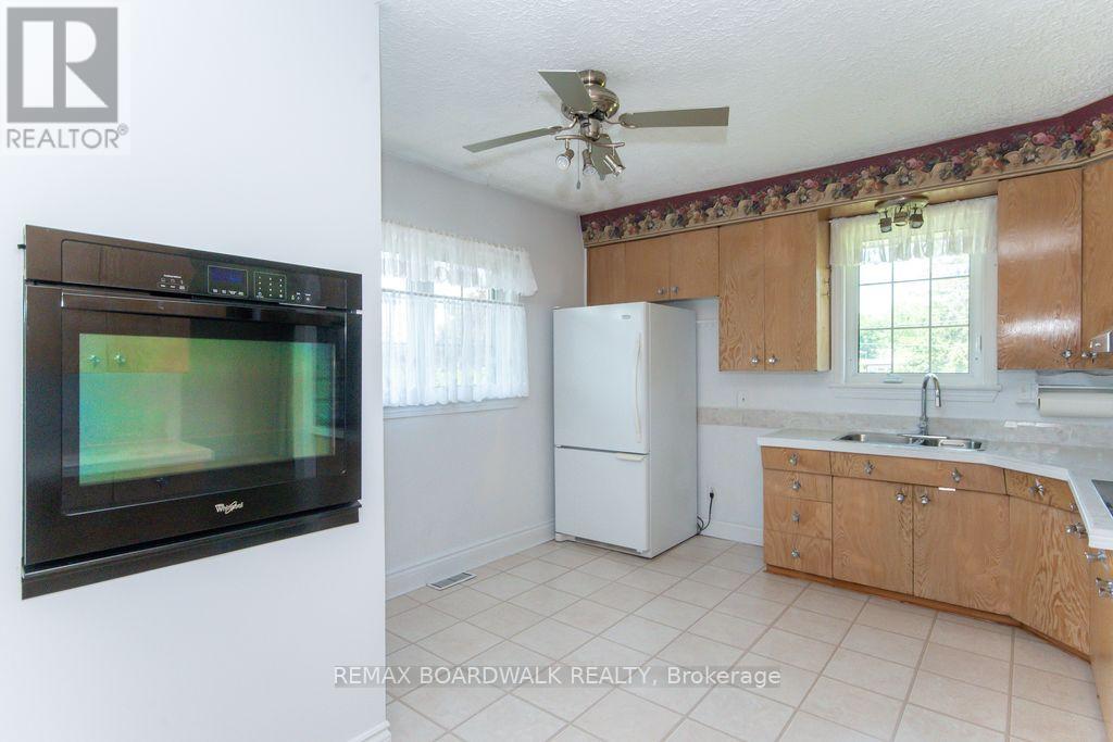 3654 Navan Road, Ottawa, Ontario  K4B 1H9 - Photo 17 - X13536364