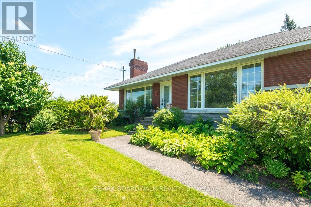 3654 Navan Road, Ottawa, Ontario  K4B 1H9 - Photo 3 - X13536364
