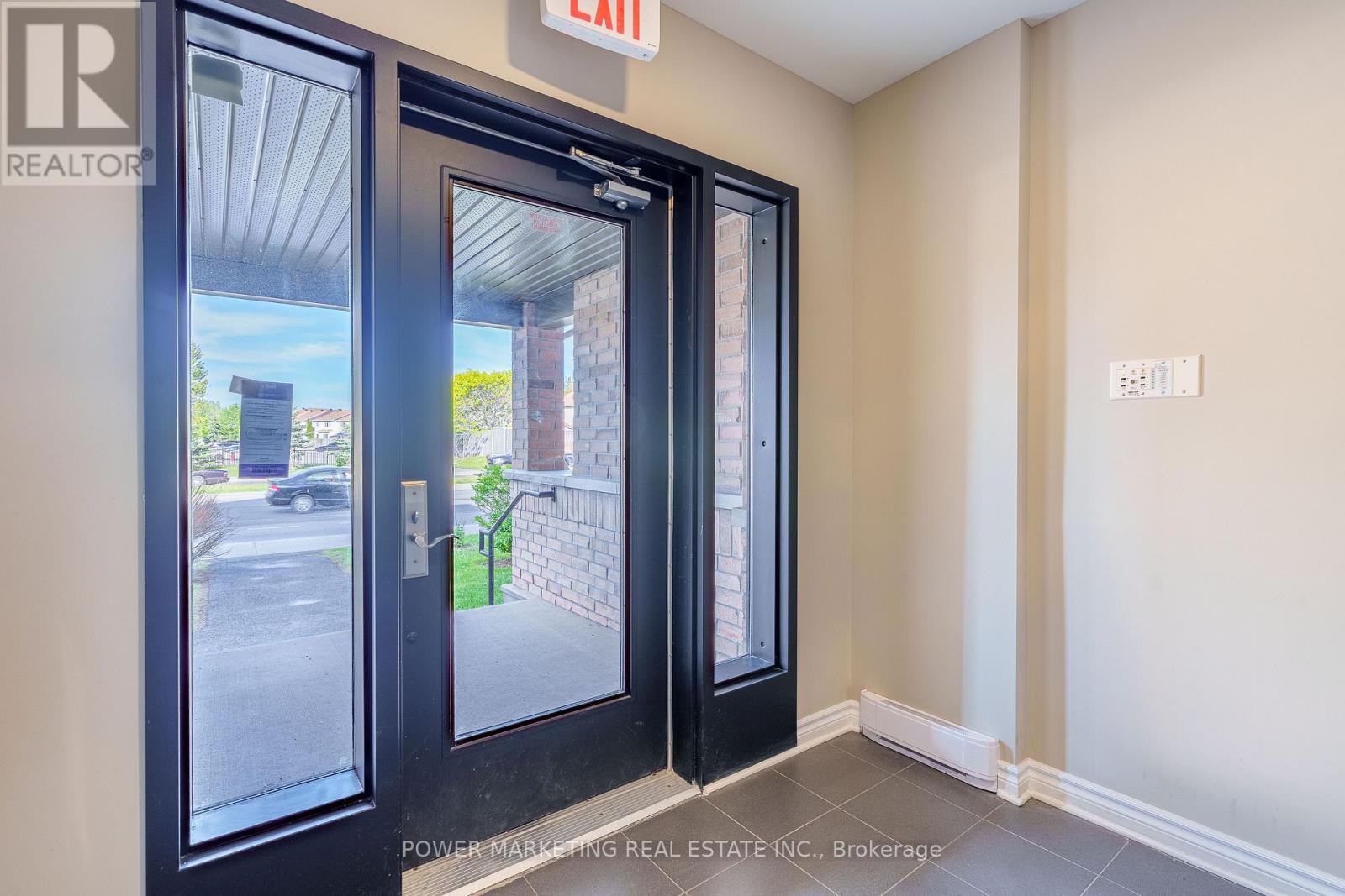 8 - 2240 Tenth Line Road, Ottawa, Ontario  K4A 0X7 - Photo 4 - X13536954