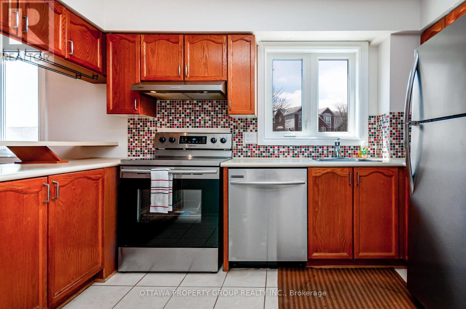 442 Briston Private, Ottawa, Ontario  K1G 5R4 - Photo 6 - X13536988