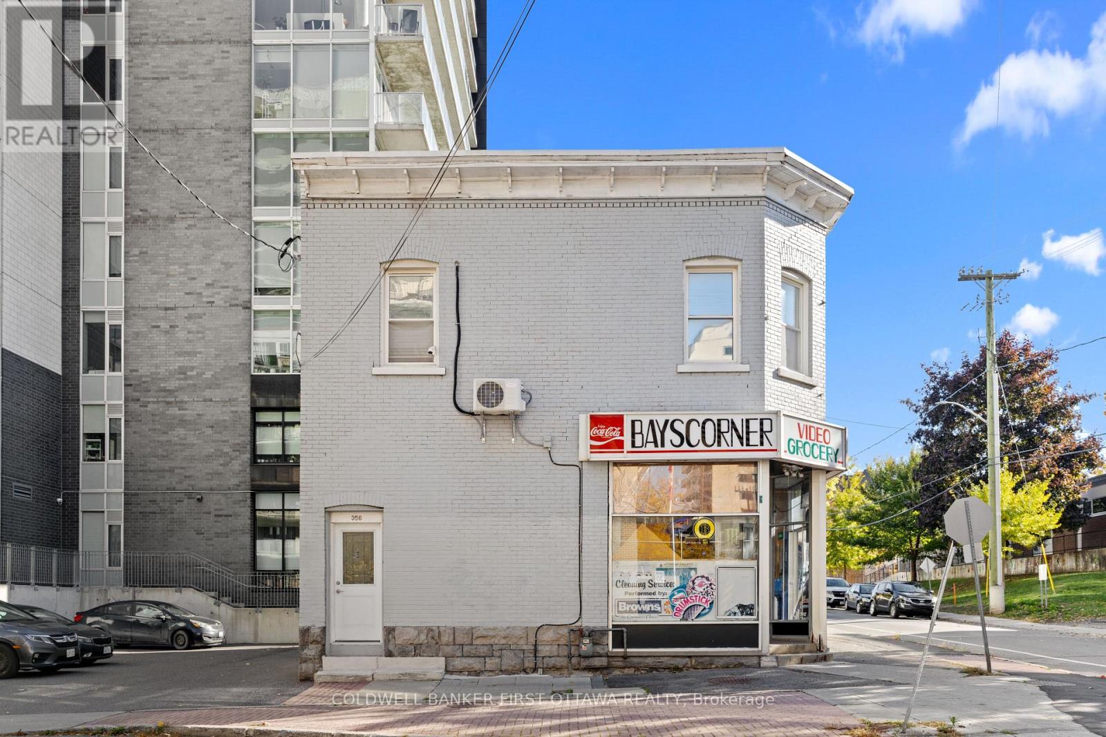 245 Bay Street, Ottawa, Ontario  K1R 5Z4 - Photo 3 - X13537088