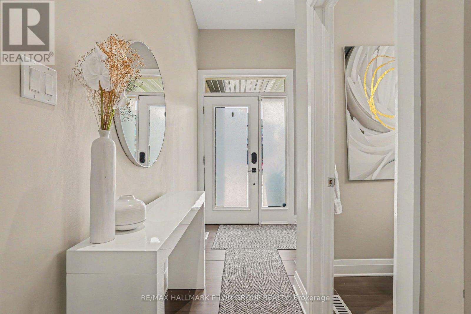 208 Butterfly Walk, Ottawa, Ontario  K1W 0G6 - Photo 13 - X13537148