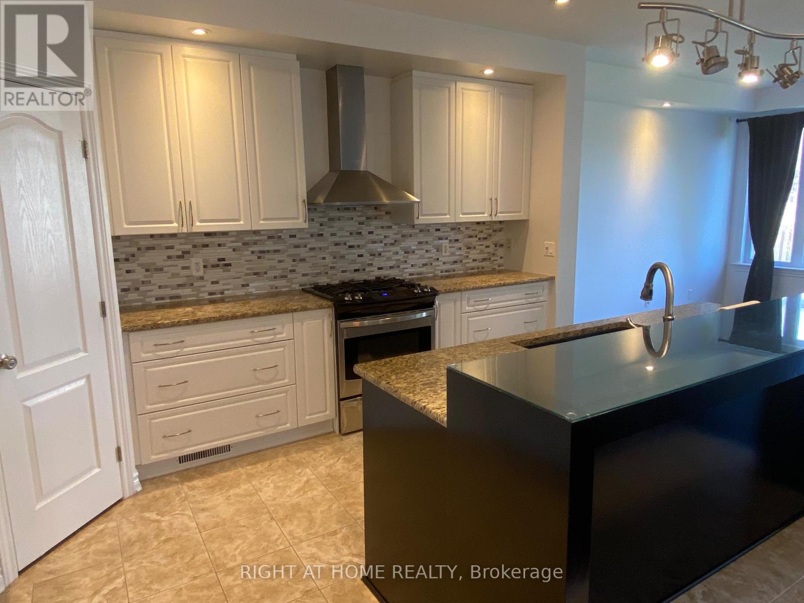 1201 Alson Mills Way, Ottawa, Ontario  K2M 0C8 - Photo 15 - X13537206