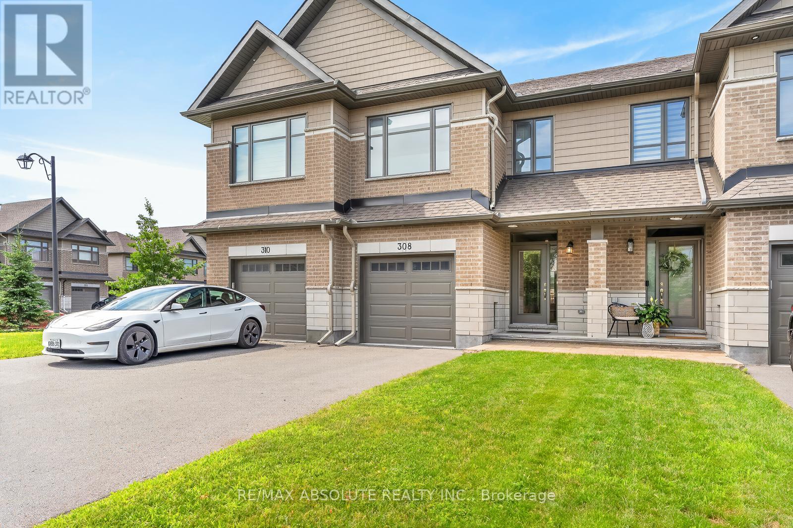 308 Proud Walk Drive, Ottawa, Ontario  K2S 2L6 - Photo 2 - X13537470