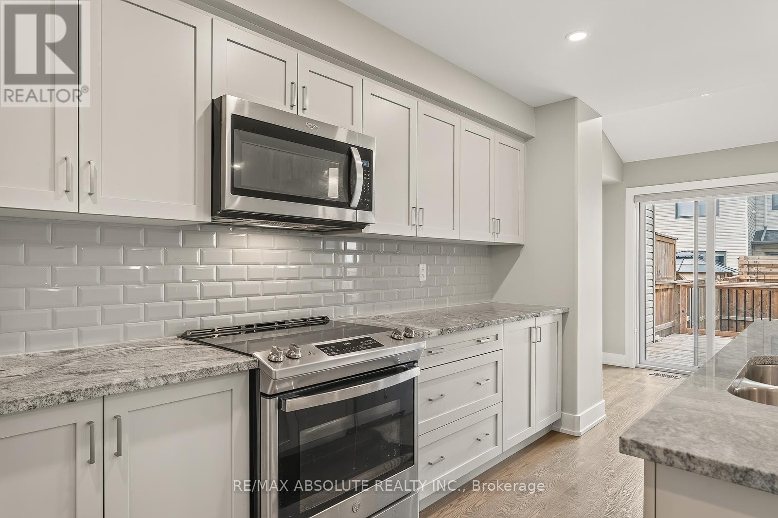 308 Proud Walk Drive, Ottawa, Ontario  K2S 2L6 - Photo 8 - X13537470