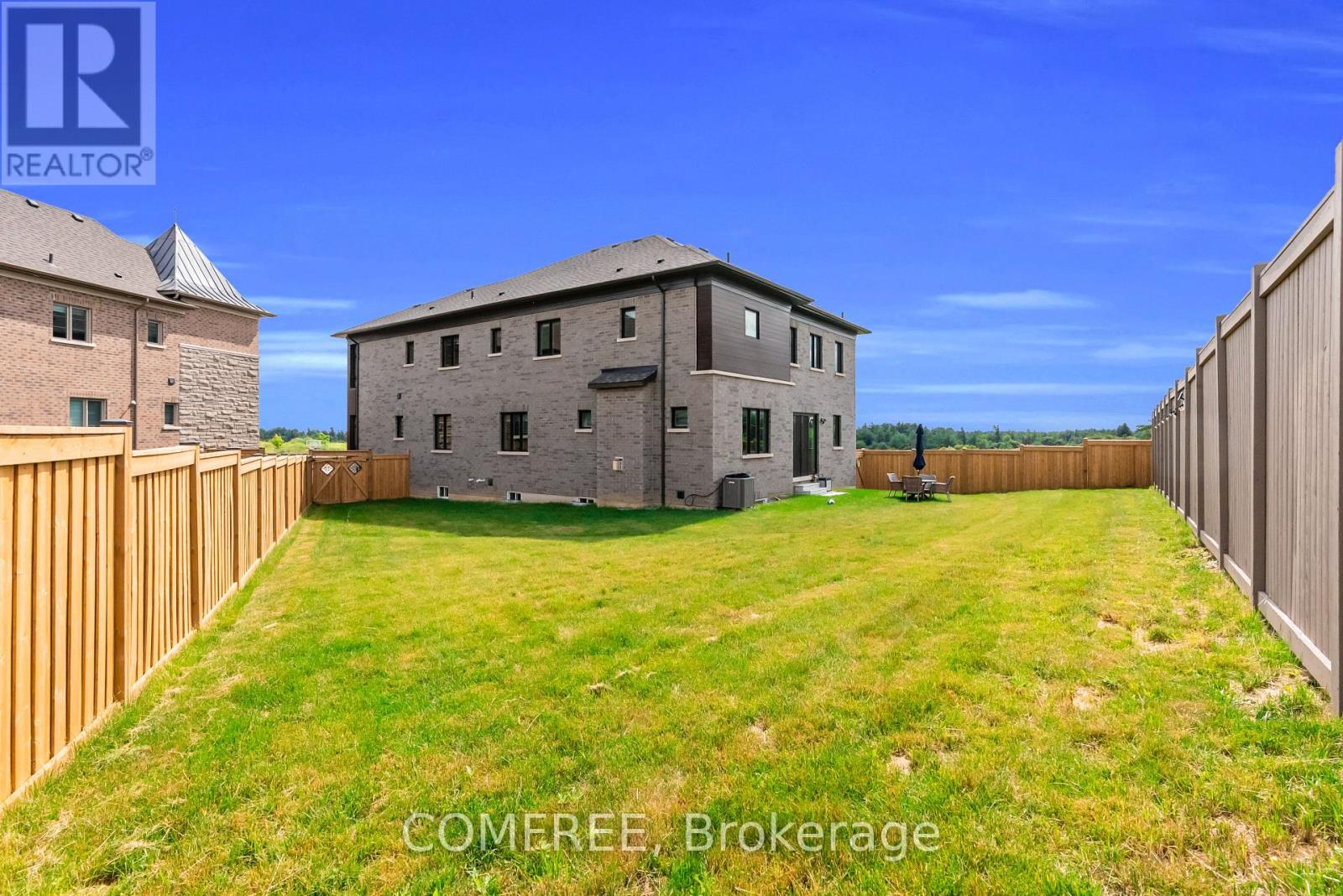 35 Ogilvie Street, Vaughan, Ontario  L3L 0G2 - Photo 3 - N13537996