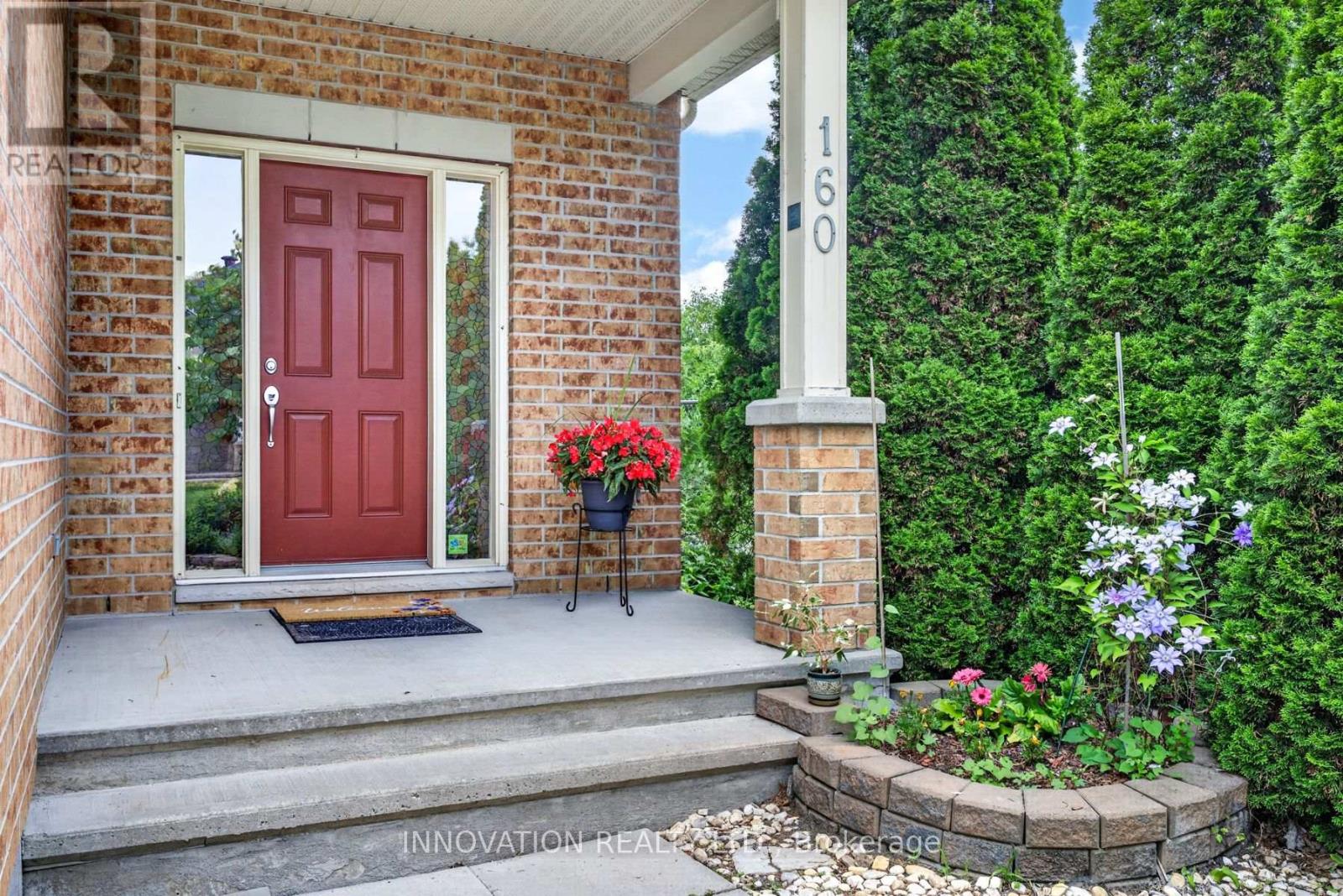 160 Hillman Marsh Way, Ottawa, Ontario  K1T 0A8 - Photo 3 - X13538286