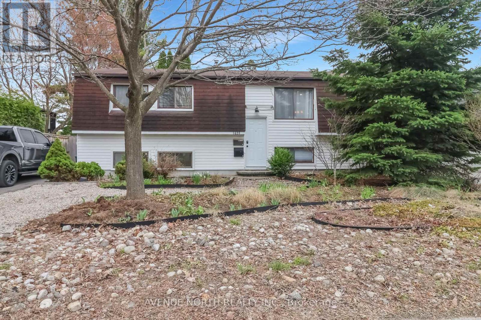 B - 1420 Matheson Road, Ottawa, Ontario  K1J 8B6 - Photo 1 - X13538308