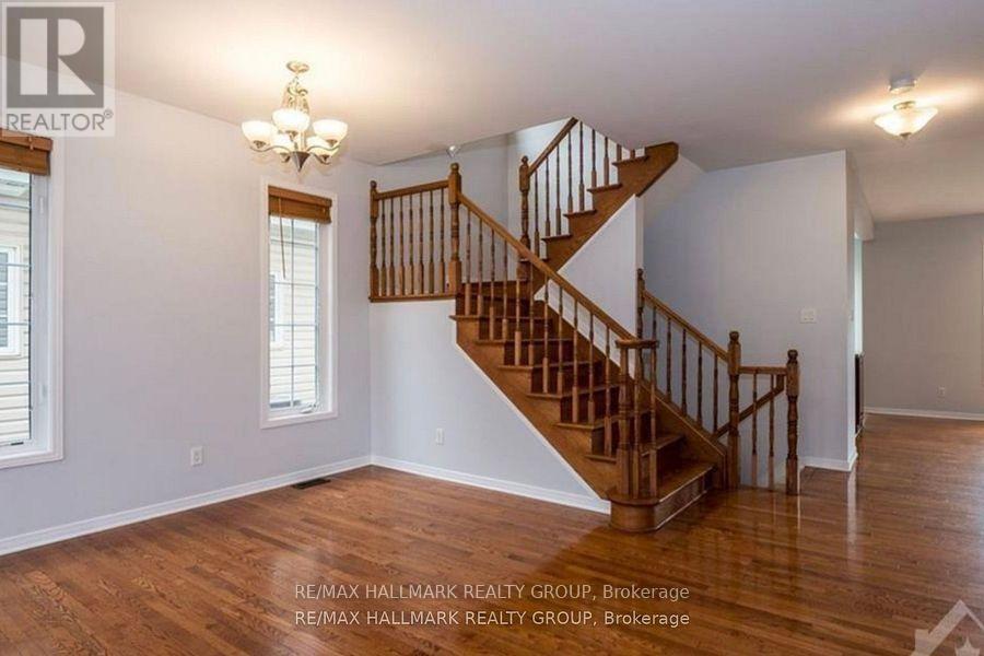 135 Stedman Street, Ottawa, Ontario  K1T 0B4 - Photo 4 - X13538416