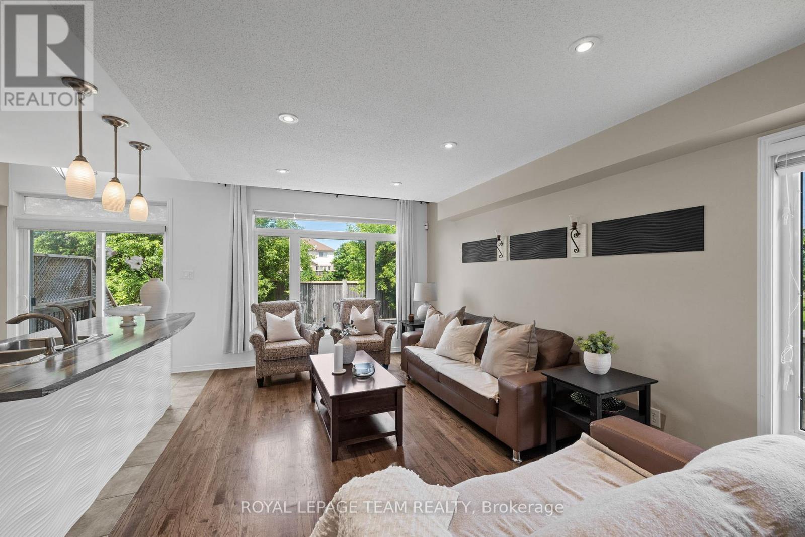 348 Brigitta Street, Ottawa, Ontario  K2S 0H9 - Photo 11 - X13538458