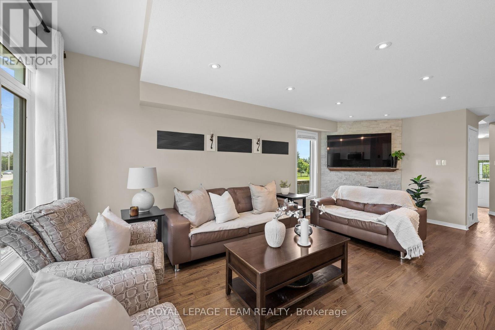 348 Brigitta Street, Ottawa, Ontario  K2S 0H9 - Photo 12 - X13538458