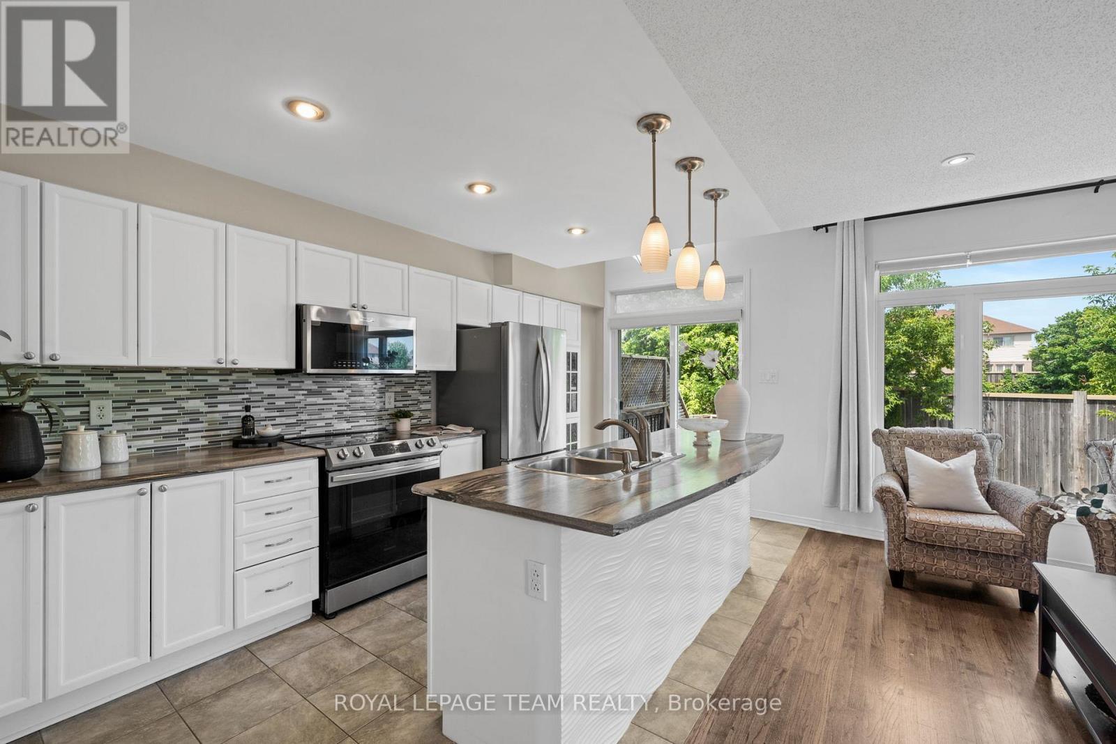 348 Brigitta Street, Ottawa, Ontario  K2S 0H9 - Photo 14 - X13538458