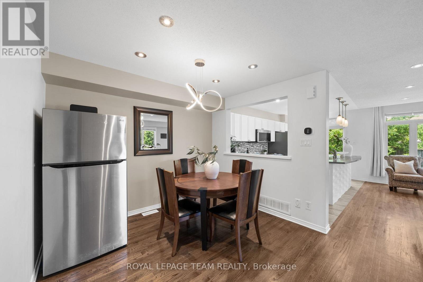 348 Brigitta Street, Ottawa, Ontario  K2S 0H9 - Photo 7 - X13538458