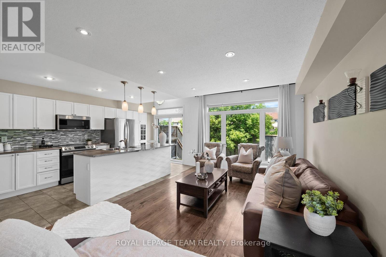 348 Brigitta Street, Ottawa, Ontario  K2S 0H9 - Photo 8 - X13538458