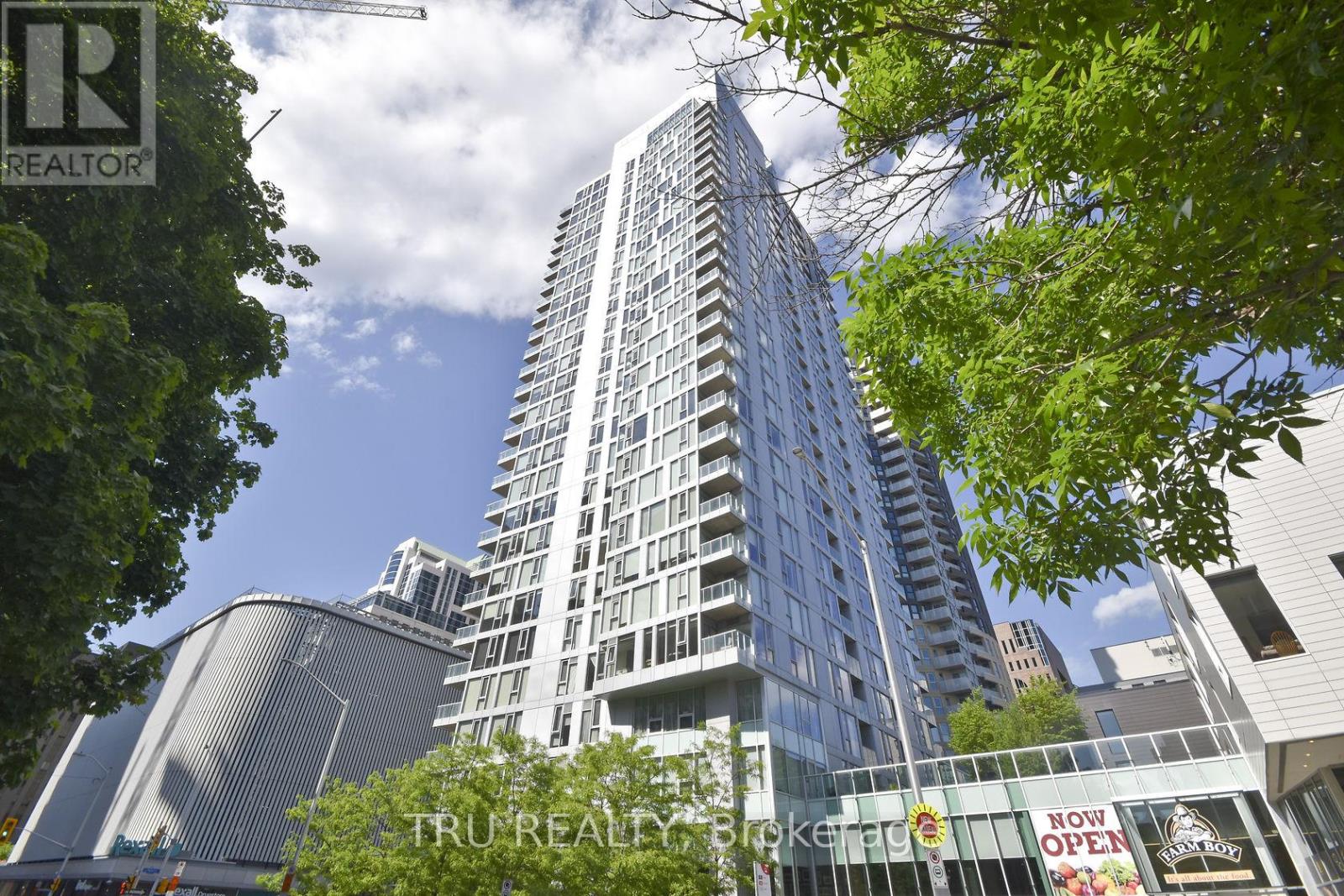 1110 - 179 Metcalfe Street, Ottawa, Ontario  K2P 0W2 - Photo 2 - X13538460