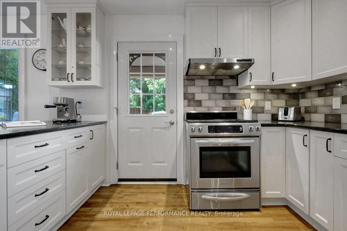 13 Wolff Street, Ottawa, Ontario  K1K 1K6 - Photo 15 - X13538484