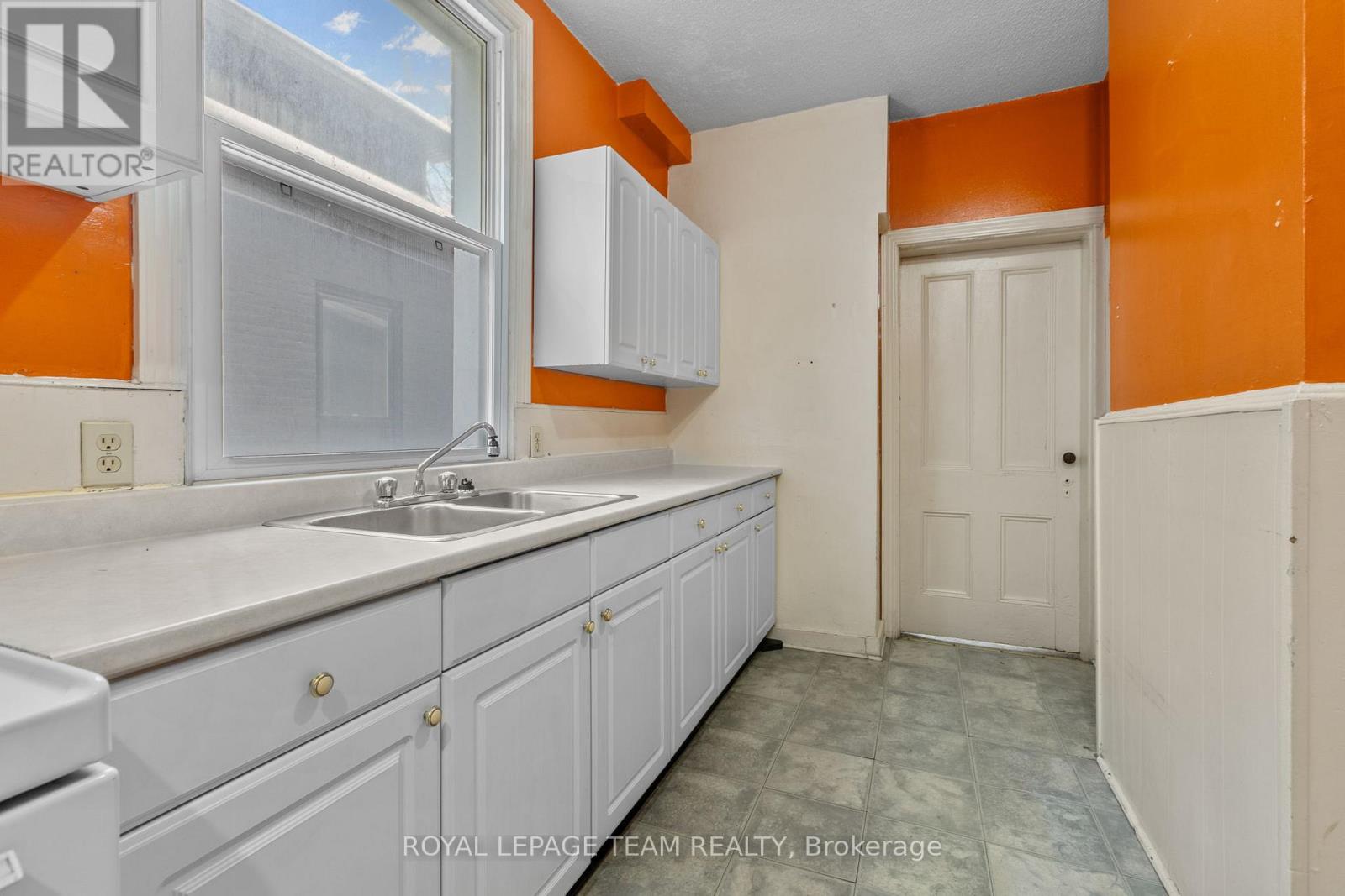 498 Gladstone Avenue, Ottawa, Ontario  K1R 5N8 - Photo 11 - X13538516