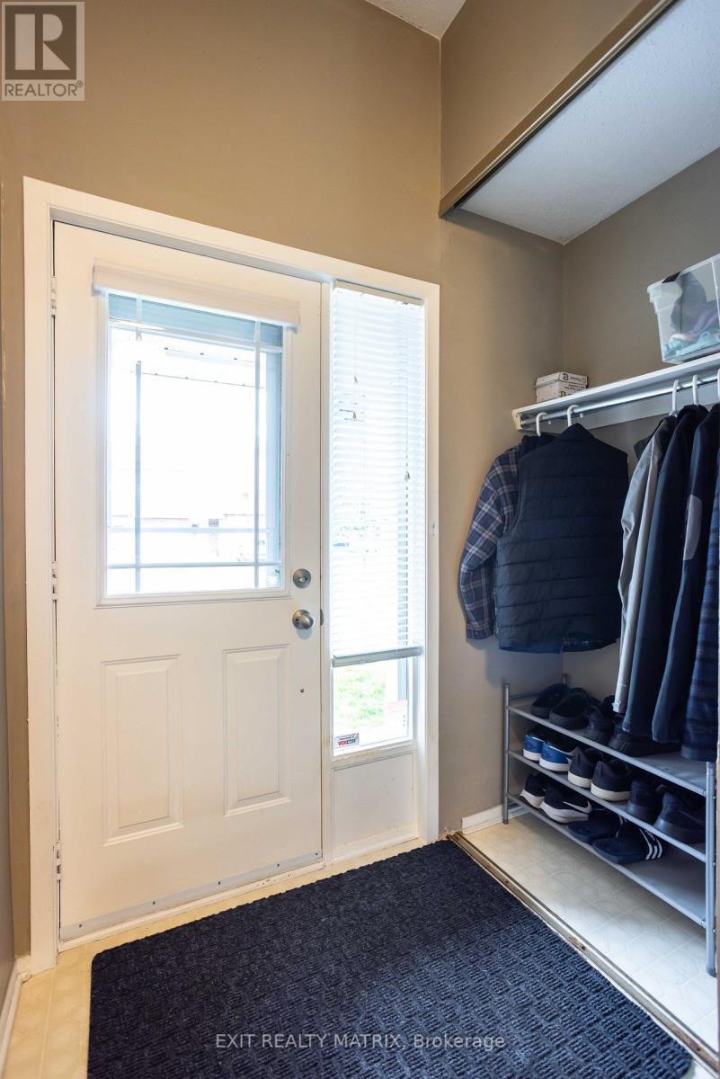 1521 Briarfield Crescent, Ottawa, Ontario  K4A 1Z9 - Photo 5 - X13538530