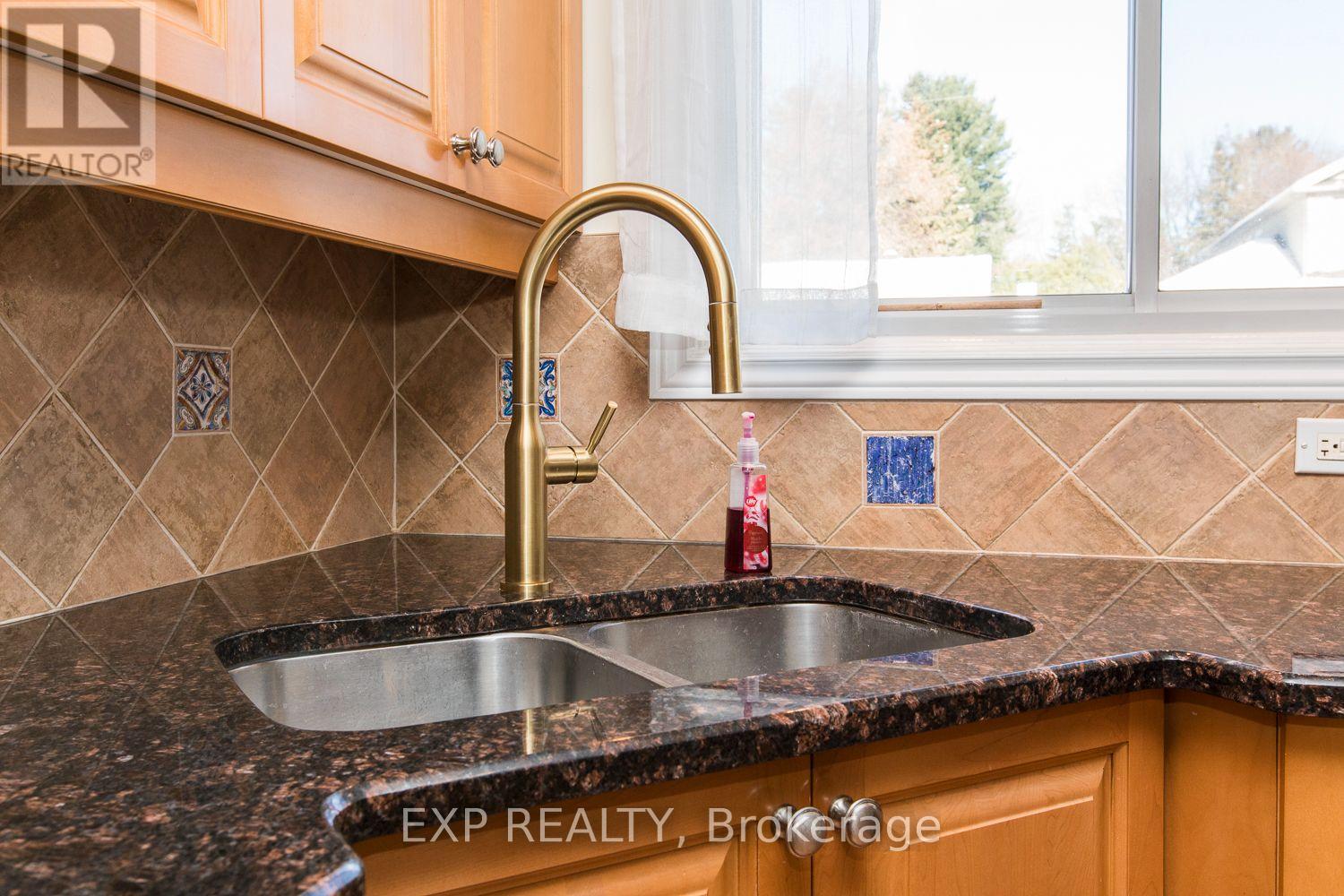 28 Appleford Street, Ottawa, Ontario  K1J 6T9 - Photo 13 - X13538794